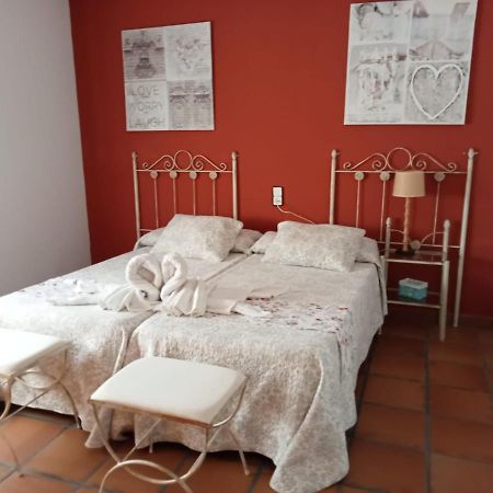 Casa Rural La Amistad Burguillos de Toledo Exterior foto