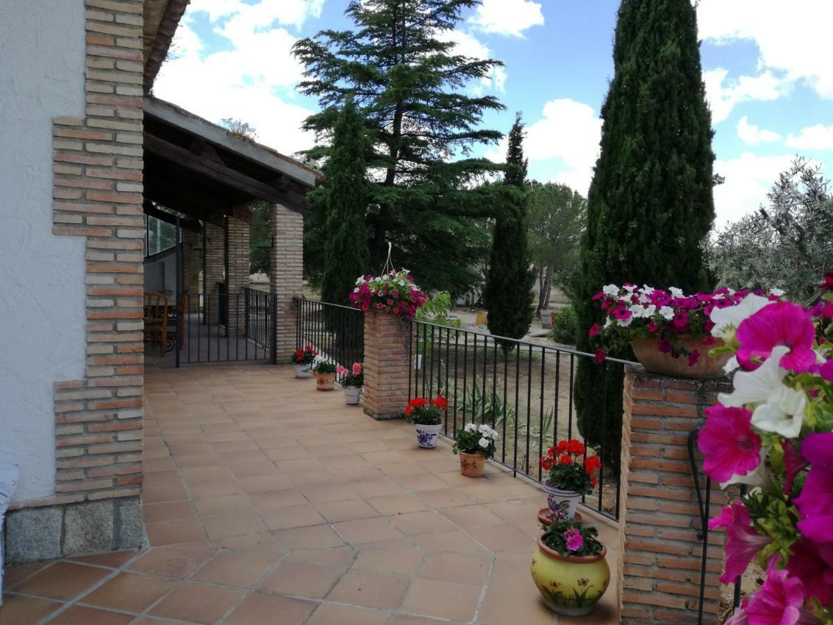 Casa Rural La Amistad Burguillos de Toledo Exterior foto